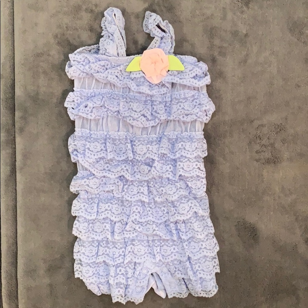 Baby ruffled romper